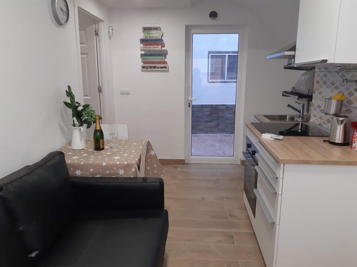 Lucky House Appartement Badalona Buitenkant foto